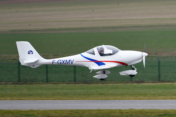 F-GXMV au décollage