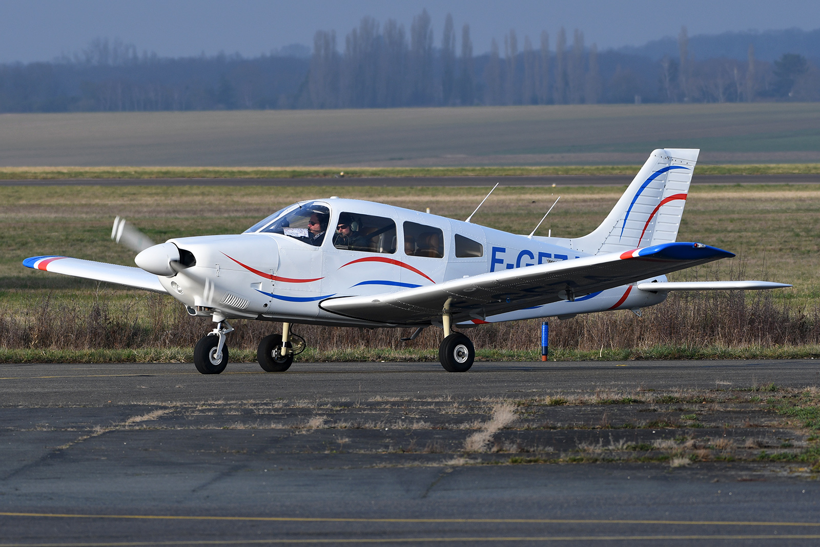 Piper PA28 au roulage